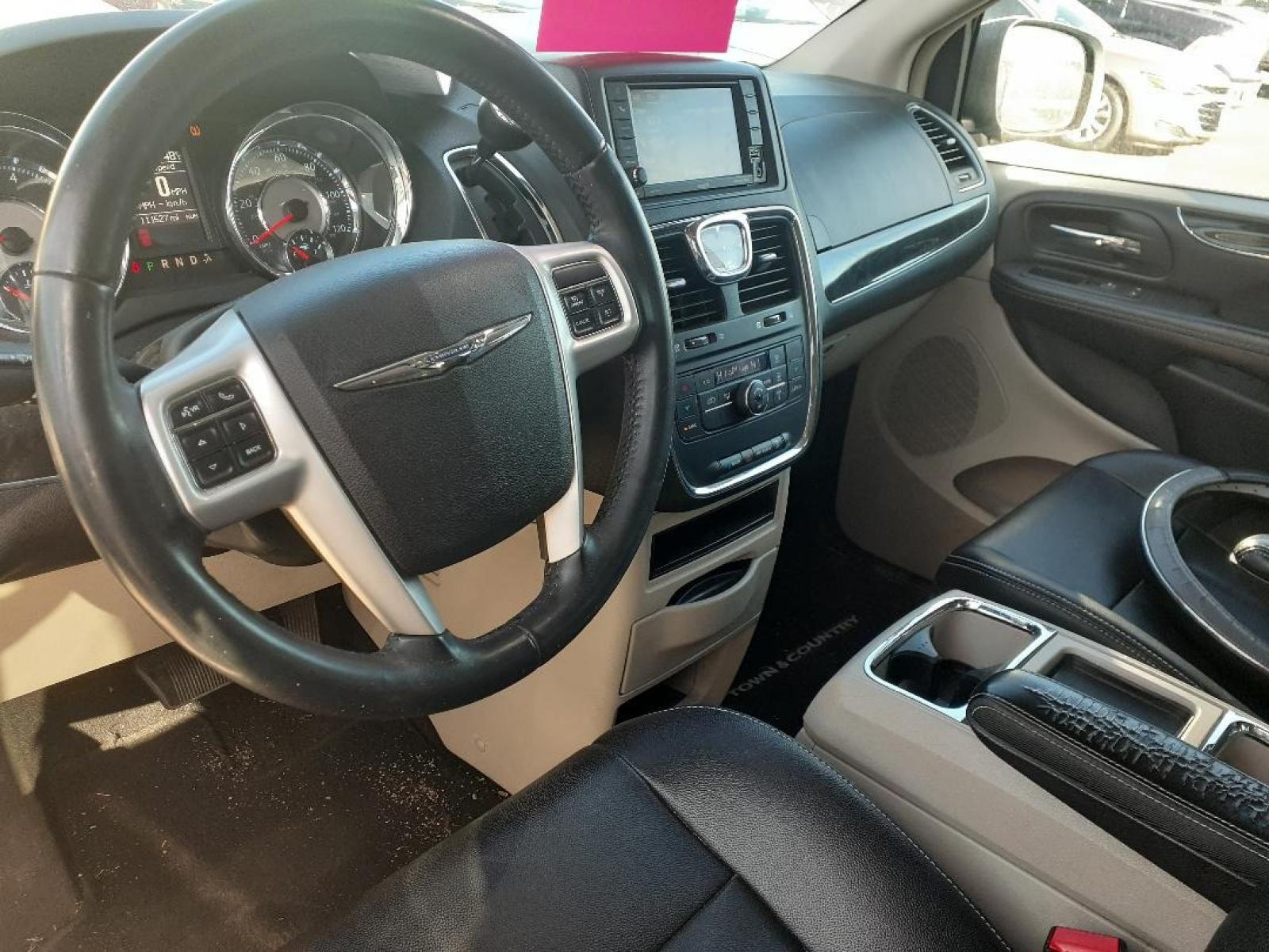2013 Chrysler Town & Country Touring (2C4RC1BG2DR) with an 3.6L V6 DOHC 24V engine, 6-Speed Automatic transmission, located at 2015 Cambell Street, Rapid City, SD, 57701, (605) 342-8326, 44.066433, -103.191772 - Photo #3